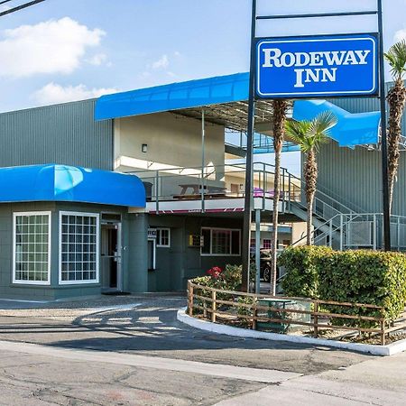 Rodeway Inn Downtown Hanford Buitenkant foto
