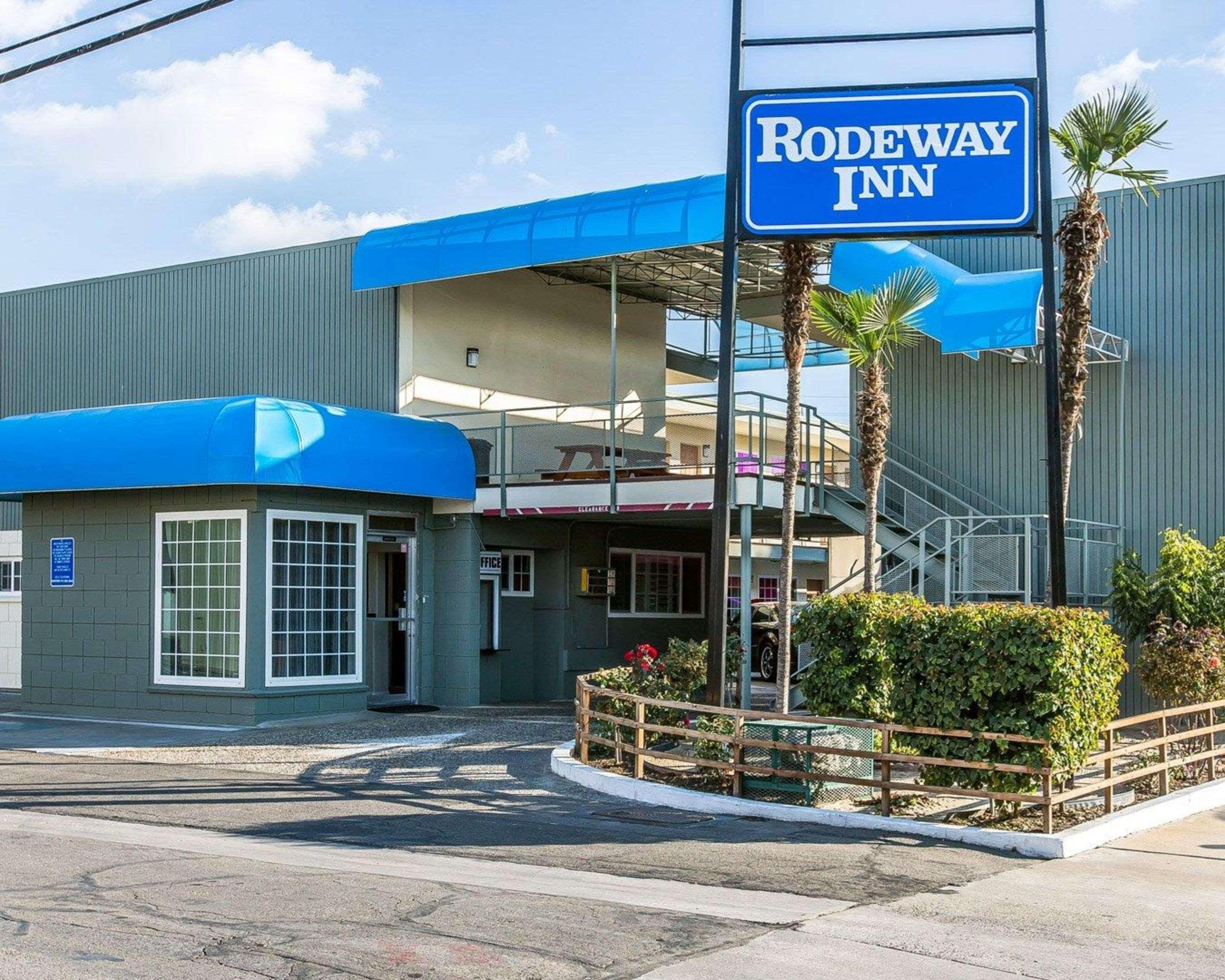 Rodeway Inn Downtown Hanford Buitenkant foto