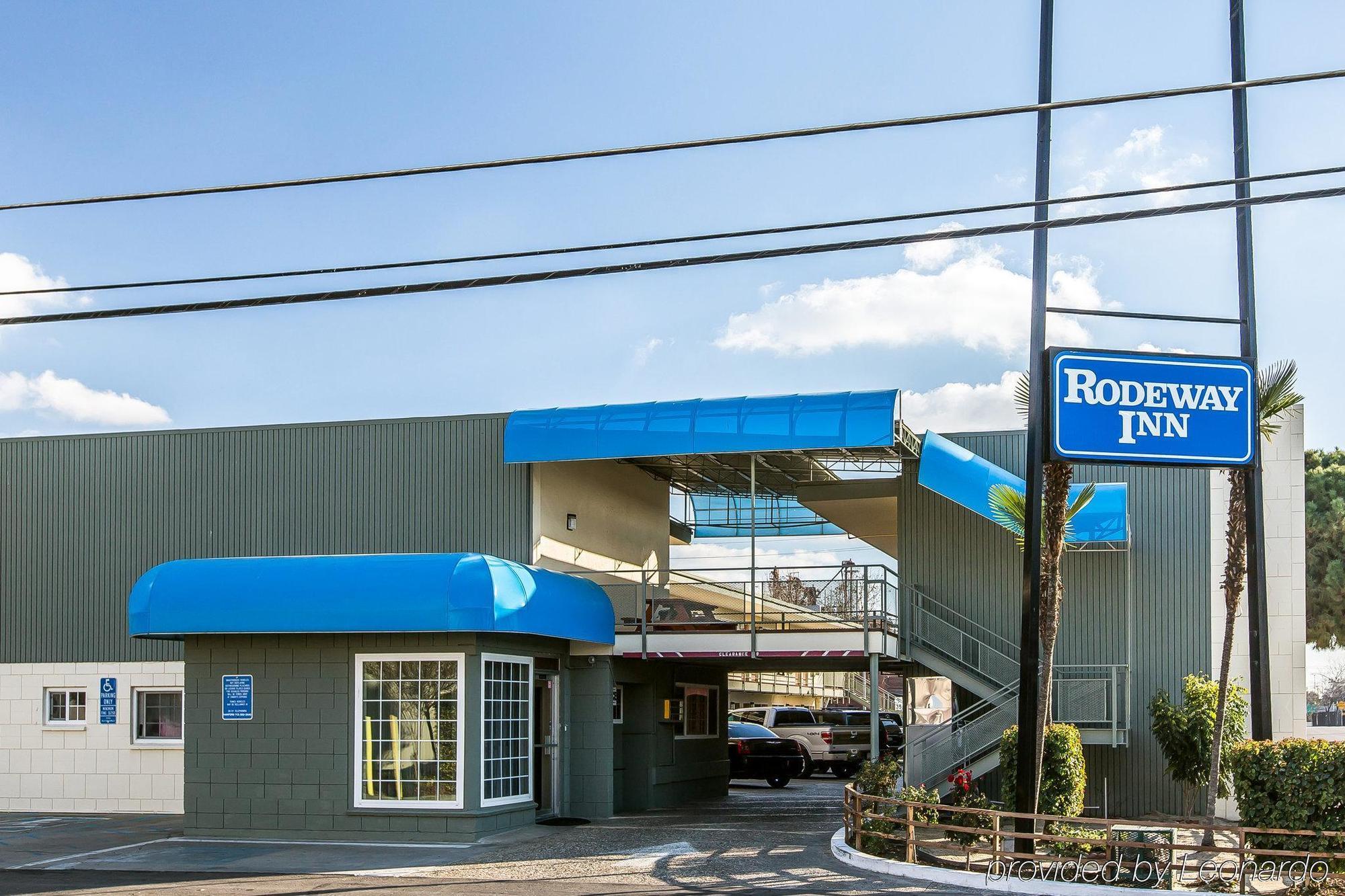 Rodeway Inn Downtown Hanford Buitenkant foto